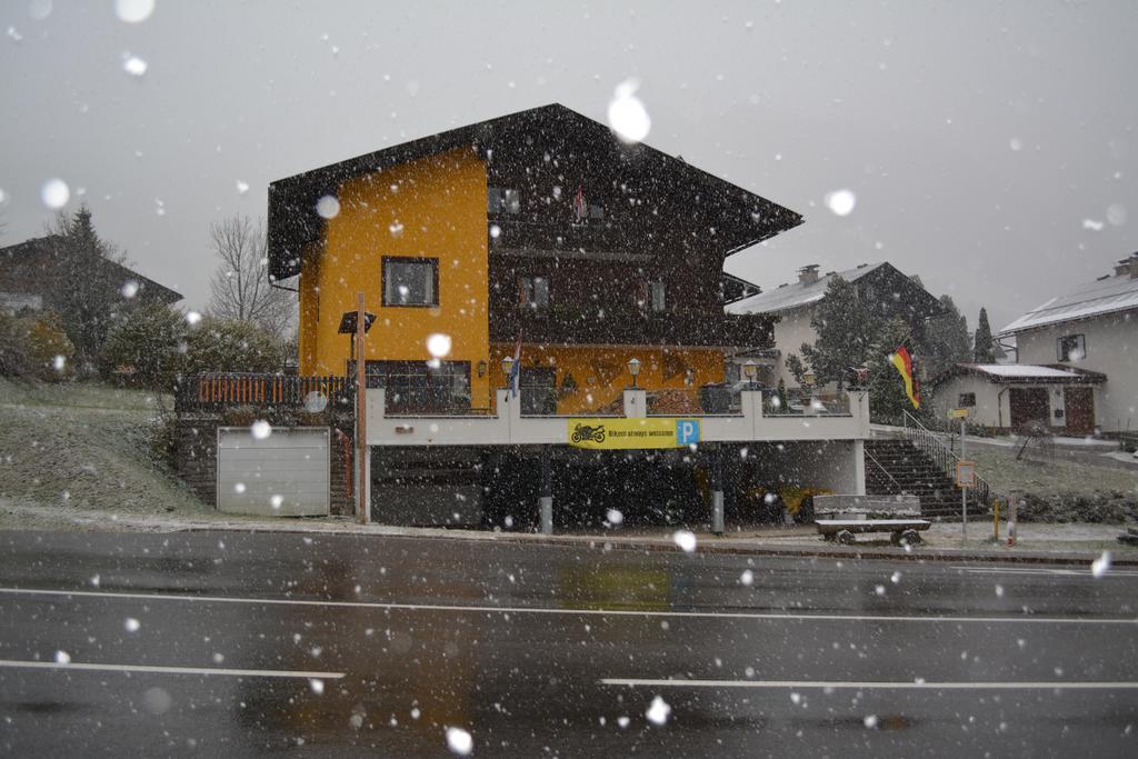 Guesthouse Mountain View Großkirchheim Dış mekan fotoğraf